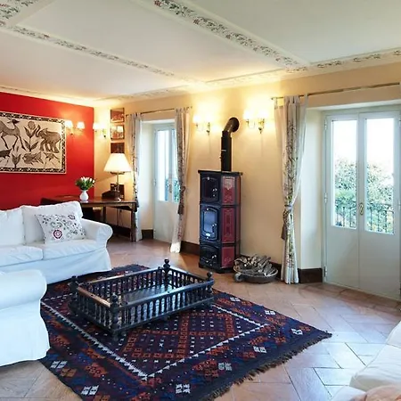 San Siro Sleeps 8 With Pool And Air Con * San Siro (Lombardy)